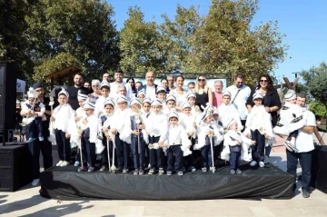 Bursa Mudanya Belediyesi’nden sünnet şenliği