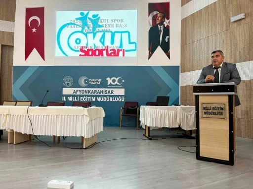 Müdür Sünnetci: &quot;En büyük hedefimiz üst düzey sporcu yetiştirmek&quot;
