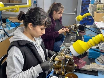 Muğla’da metaller kadınların ellerinde hayat bulmaya başladı
