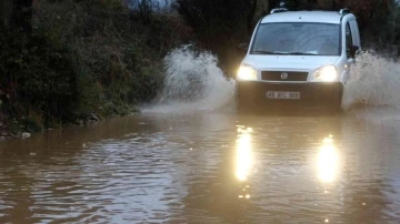 Muğla’da şiddetli yağış hayatı olumsuz etkiledi