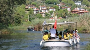 Muğla'da gençler "kamp ateşi"nde buluştu