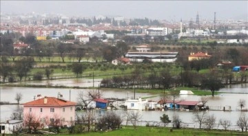 Muğla'da sağanak etkili oluyor