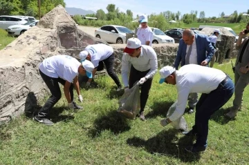 Muradiye’de çevre temizliği
