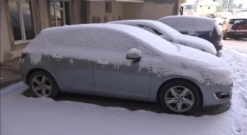 Muş’a beklenen kar yağdı
