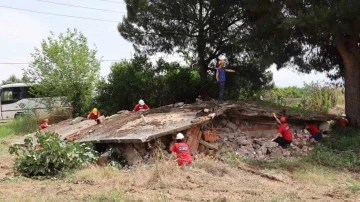 NAFAD’ın tatbikatı nefes kesti
