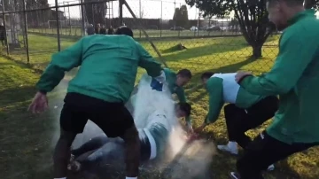 Nalepa ile Sacko’ya eğlenceli doğum günü kutlaması
