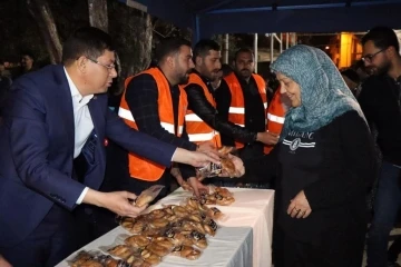 Nazilli Belediyesi 50 ayrı camide kandil simidi dağıttı
