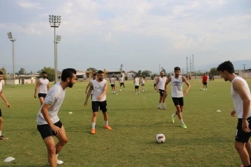 Nazilli Belediyespor Altınordu deplasmanına hazırlanıyor
