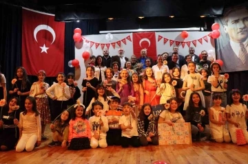 Nazilli’de minikler büyüklere taş çıkarttı
