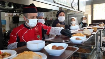 Nazilli Uğur Mumcu Parkı’nda Büyükşehir Belediyesi Park Kafe hizmete açılıyor
