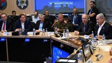 Netenyahu, bakanlara yalan makinesi testi zorunluluğu getiren yasa sunmayı planlıyor