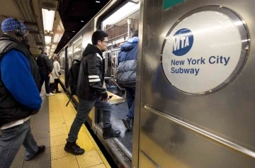 New York’ta metrolarda güvenlik önlemleri sıkılaştırılacak: 750 Ulusal Muhafız görevlendirilecek
