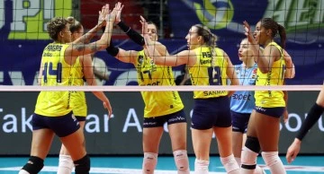 Nilüfer Belediyespor, Fenerbahçe Opet'ten set alamadı 