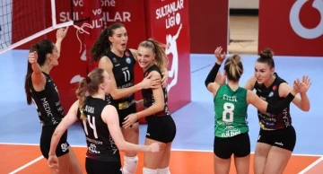 Nilüfer Belediyespor galibiyete karar setinde uzandı