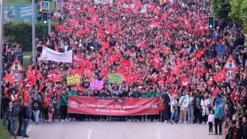 19 Mayıs’ta binlerce kişi ’İkinci Yüzyıl’a yürüdü