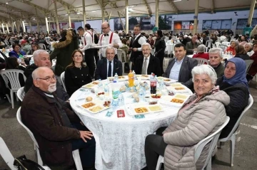 Bursa Nilüfer’de ilk iftar sofrası İhsaniye’de kuruldu