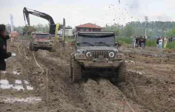 OFF-Road tutkunları Çarşamba’da buluştu
