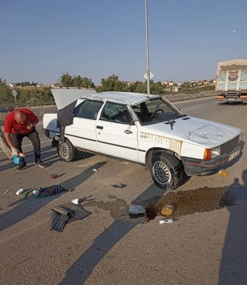 Önündeki araca çarpmamak için manevra yaptı, otomobil takla attı: 2 yaralı
