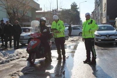 Ordu’da kar yağışı sonrası trafik denetimi
