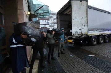 Ordu’dan deprem yardım tırları yola çıktı
