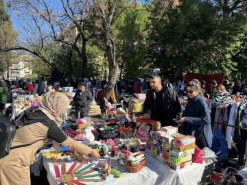 Ortaca ikinci el pazarına yoğun ilgi
