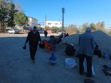 Kuraklık nedeniyle okunmuş 70 bin taş göle bırakıldı