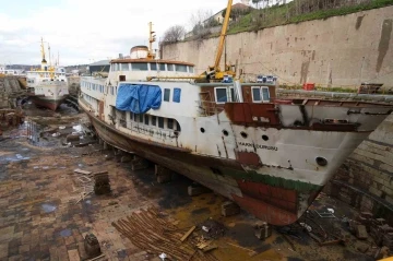 Osmanlı Devleti’nin mirası Haliç Tersanesi’nde 6 asırdır gemilerin yaraları sarılıyor
