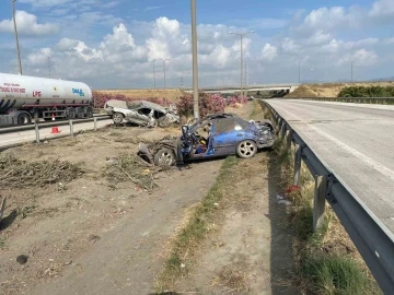 Otoban çıkışında kaza 1 ölü 7 yaralı
