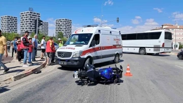 Otomobil ile çarpışan sürat motorunun sürücüsü yaralandı
