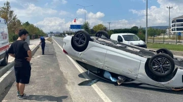 Otomobil tepetaklak oldu, sürücüsünün burnu bile kanamadı
