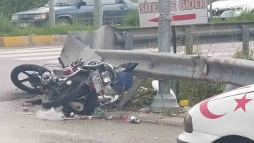 Otomobille çarpışan 70 yaşındaki motosiklet sürücüsü hayatını kaybetti
