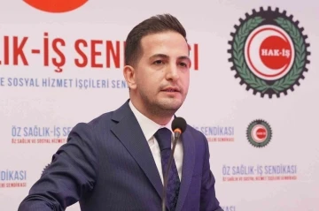 Öz Sağlık İş Sendikası Diyarbakır Şube Başkanı Aküzüm, Anneler Günü’nü kutladı
