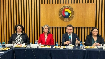 Ozan Acar, TOBB Türkiye E-Ticaret Meclisi Başkanlığı’na yeniden seçildi
