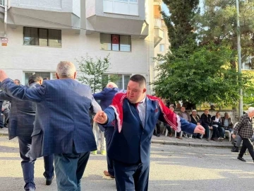 (ÖZEL) Down sendromlu Emre ve vefat eden annesinin hayali gerçek oldu
