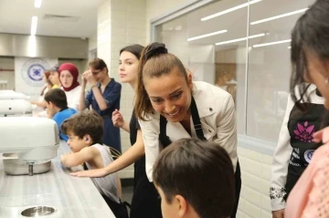 “Özel eğitim öğrencileri mutfakta hünerlerini sergiledi
