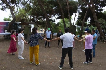 Özel gereksinimli bireyler ’yaza merhaba’ etkinliğinde buluştu
