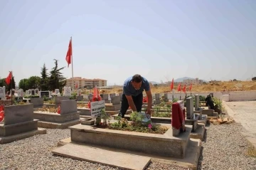 (ÖZEL HABER) Deprem bölgesinde acılar hala taze
