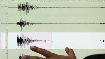 Papua Yeni Gine'de 6,5 büyüklüğünde deprem