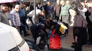 Park etmeye çalışan kamyonete çarpan motosikletliler ölümden döndü
