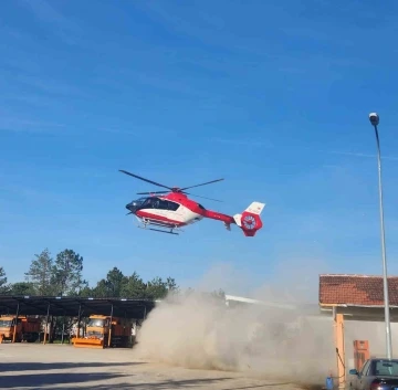 Parmağı kopan şahıs helikopterle hastaneye yetiştirildi
