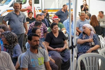 Patlamaya namaz kılarken yakalandı: &quot;Bomba sandık, oğlumla yaralandık&quot;
