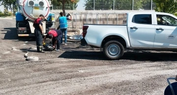 Patlayan su borusu elektrik tedarikini tehlikeye soktu
