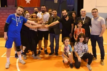 Personel Voleybol Turnuvası şampiyonu AÖF oldu
