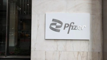 Pfizer, Kovid-19 aşı talebinin azalmasıyla üçüncü çeyrekte zarar etti