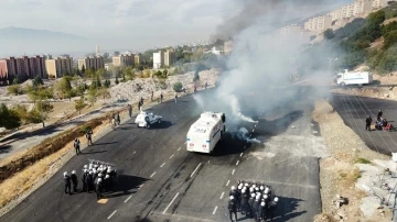 Polislerin tatbikatı gerçeği aratmadı
