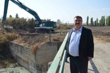 Porsuk Çayı’nda temizlik ve iyileştirme çalışmaları
