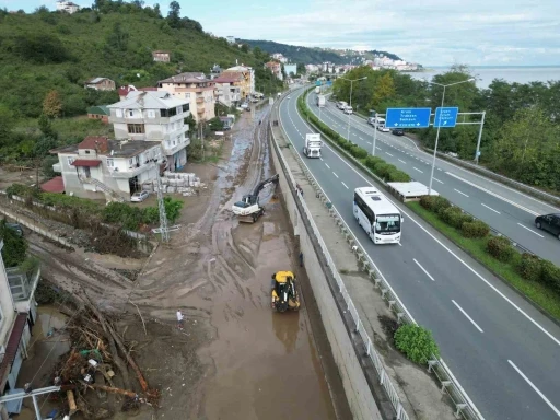 Prof. Dr. Hakan Ersoy: &quot;Derelerin sularını doğru projelerle denizle buluşturmalıyız&quot;
