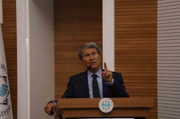 Prof. Dr. Halaçoğlu’ndan gençlere &quot;Kendinizi geliştirin&quot; tavsiyesi
