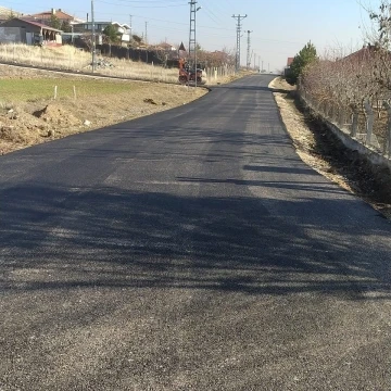 Pursaklar Belediyesi yolları yeniliyor
