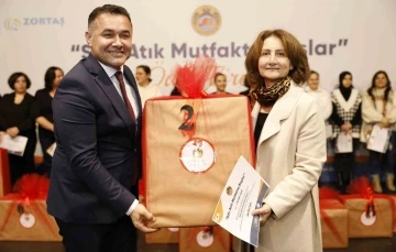 &quot;2. Sıfır Atık Mutfakta Başlar&quot; yarışmasının kazananları ödüllendirildi
